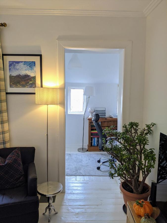 Central Hawick Spacious Stylish Flat With Log Burner Extérieur photo