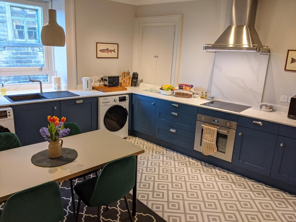 Central Hawick Spacious Stylish Flat With Log Burner Extérieur photo